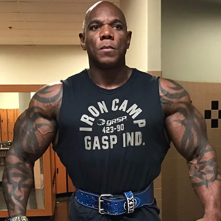 road to 2017 mister olympia Flex Wheeler in palestra
