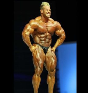 jay cutler esegue la posa di most muscular sul palco del mister olympia 2009