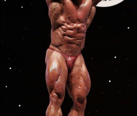 Petar Klancir si esibisce al Daniele Seccarecci Classic IFBB ITALIA 2016