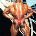 apertura dorsali di schiena per ronnie coleman al Mister Olympia 2003
