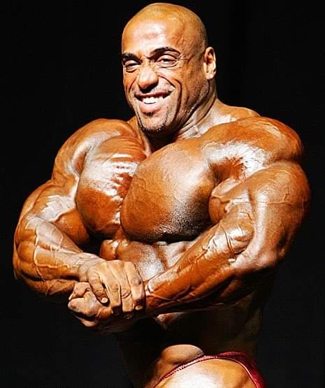 dennis james side chest mr olympia 2003
