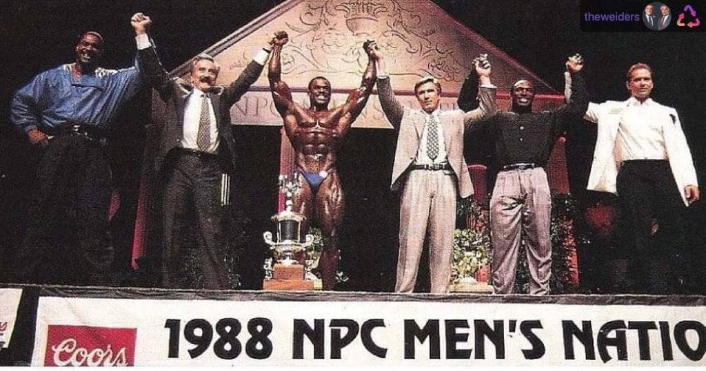 1988 NPC nationals men's bodybuilding Vince Taylor vince il titolo assoluto e diventa il nuovo pro ifbb