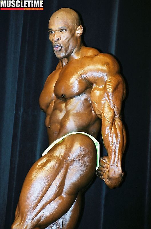 On Stage At 2001 Arnolds Classic 23