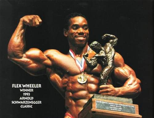 flex wheeler vince l'Arnold Classic in Ohio