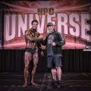 erick di lauro e Calum Von Moger sul palco dell' NPC Universe 2020