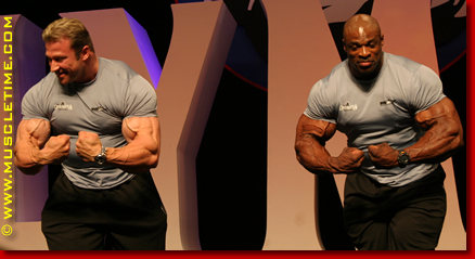 press conference mister olympia 2004 Gunter Schlierkamp VS Ronnie Coleman posa di most musular