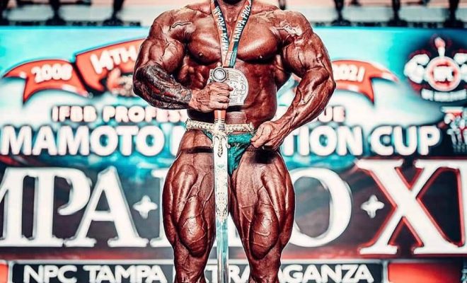 ian valliere vince il Tampa pro ifbb 2021