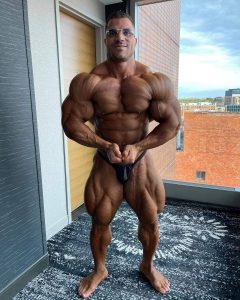 posa di most muscular per hassan mostafa a poche ore dal pregara arnold classic ohio 2021