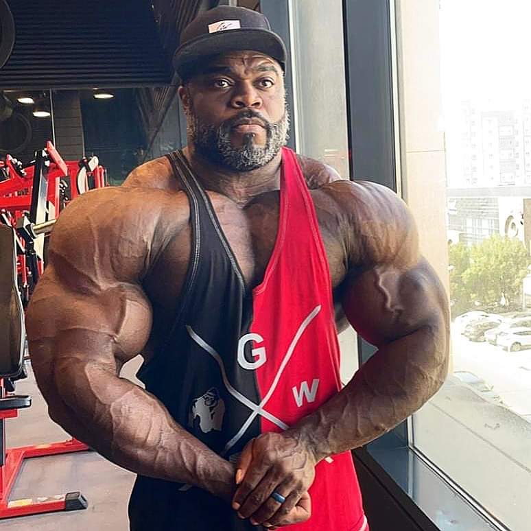 road to 2021 mister olympia brandon curry posa di most muscular dal kuwait
