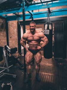 Tim budesheim posa di most muscular 1 giorno prima dell'arnold classic uk 2021