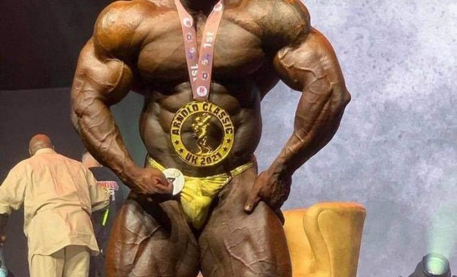 nathan de asha vince l'Arnold Classic UK 2021