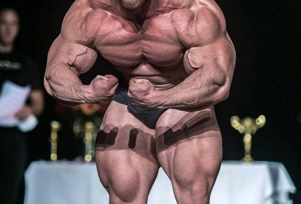 la posa di most muscular di michal krizaneck in offseason novembre 2021