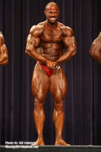 posa di most muscular per David Pulcinella sul palco della NPC