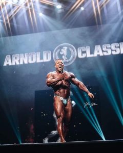 brett wilkin durante il pregara dell'arnold classic ohio 2022