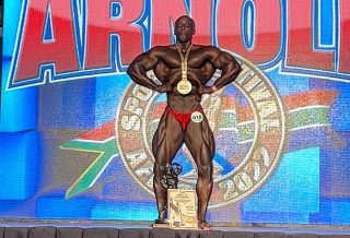 Daniel Matloha vincitore dell'Arnold Classic Africa 2022 IFBB ELITE PRO