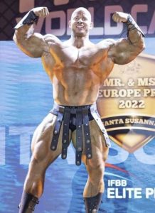 MICHAL KRIZANECK SUL PALCO DEL MISTER E MISS EUROPE PER LA SUA GUEST POSING