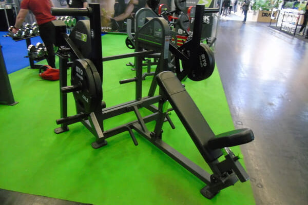 PLATE LOADED EXTREME ROW prime fitness usa fibo 2023